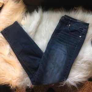 American Eagle High Rise Skinny